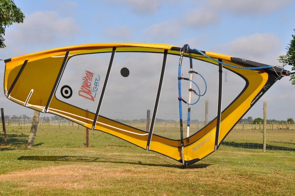 Kit NeilPryde Search 5,0 m2 (voile, mât, wish, base de mât), Sports nautiques & Bateaux, Planche à voile, Réglable, Ensemble complet