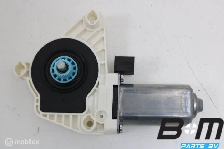 Raammotor rechts voor VW Passat B8 5Q4959802B, Utilisé