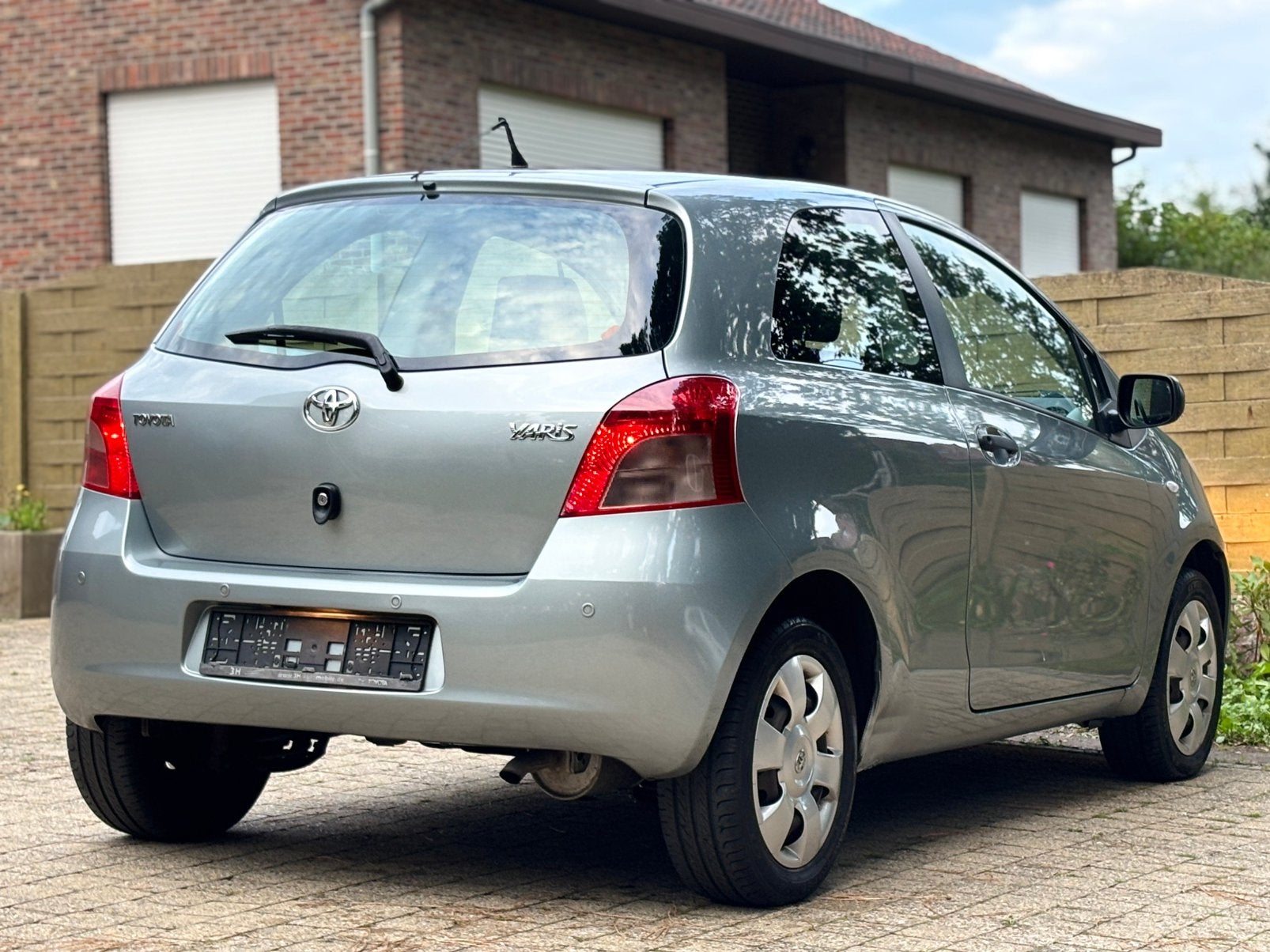 Toyota Yaris 1.2 Benzine Gekeurd voor verkoop!!!, Auto's, Bedrijf, Handgeschakeld, Stadsauto, 3 deurs