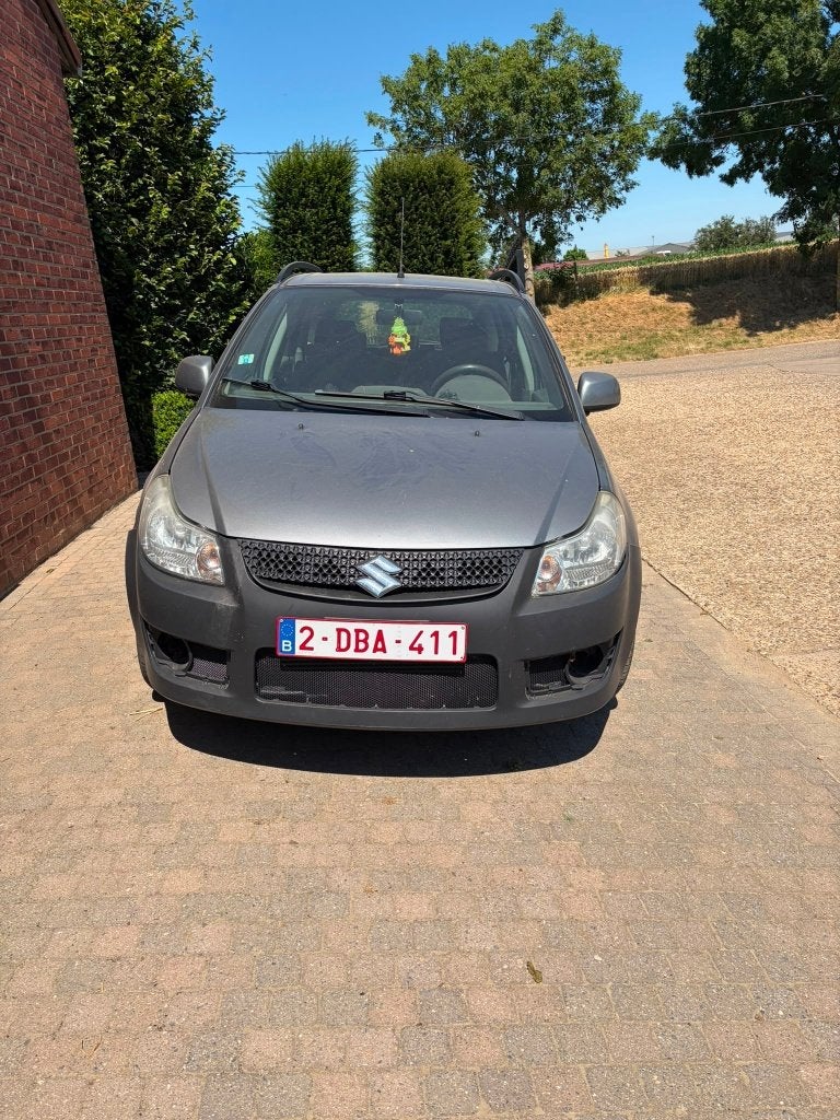 Suzuki SX4, Autos, Suzuki, Argent ou Gris, Achat, 129 g/km, Noir