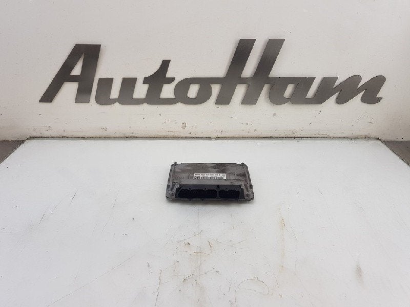 CALCULATEUR MOTEUR ECU Skoda Fabia II (5J) (|03E906023B|), Utilisé, Skoda