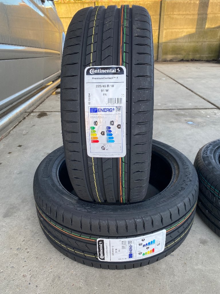 225/45 R18 PREMIUM Zomer / All Season Banden, Ophalen, 18 inch, Nieuw, Band(en)