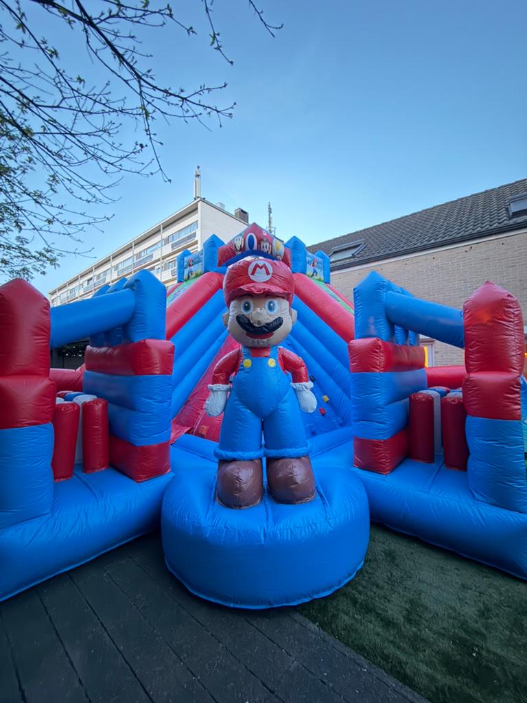 Springkasteel MARIO te huur, Ophalen, Zo goed als nieuw