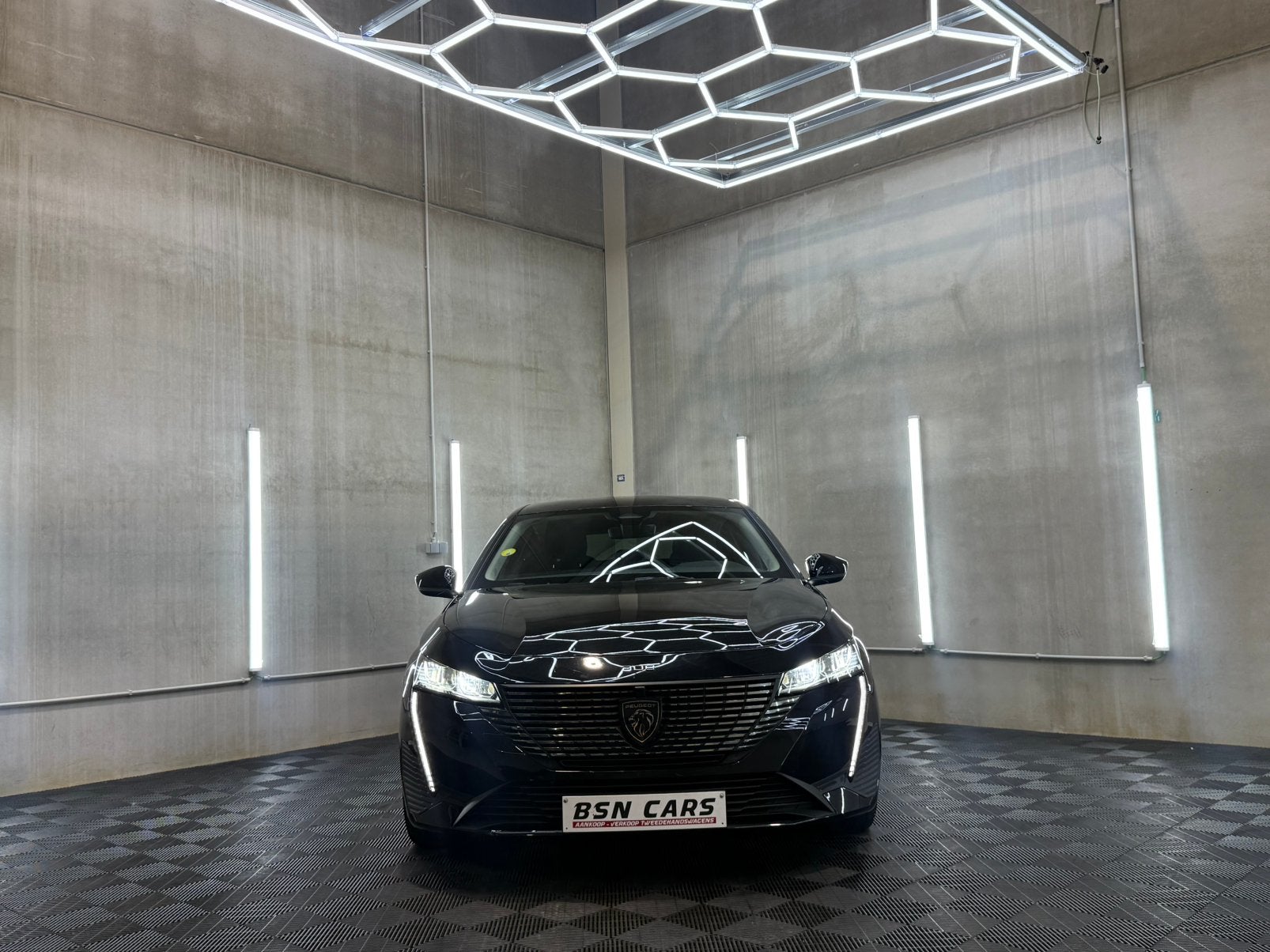 PEUGEOT 308/ALLUREPACK/CAMERA/SFEER/LEER/CARPLAY/GARANTIE, Autos, Cuir, Essai à domicile, Achat, Euro 6