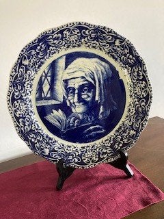 delfts blauw bord met oude vrouw, Ophalen