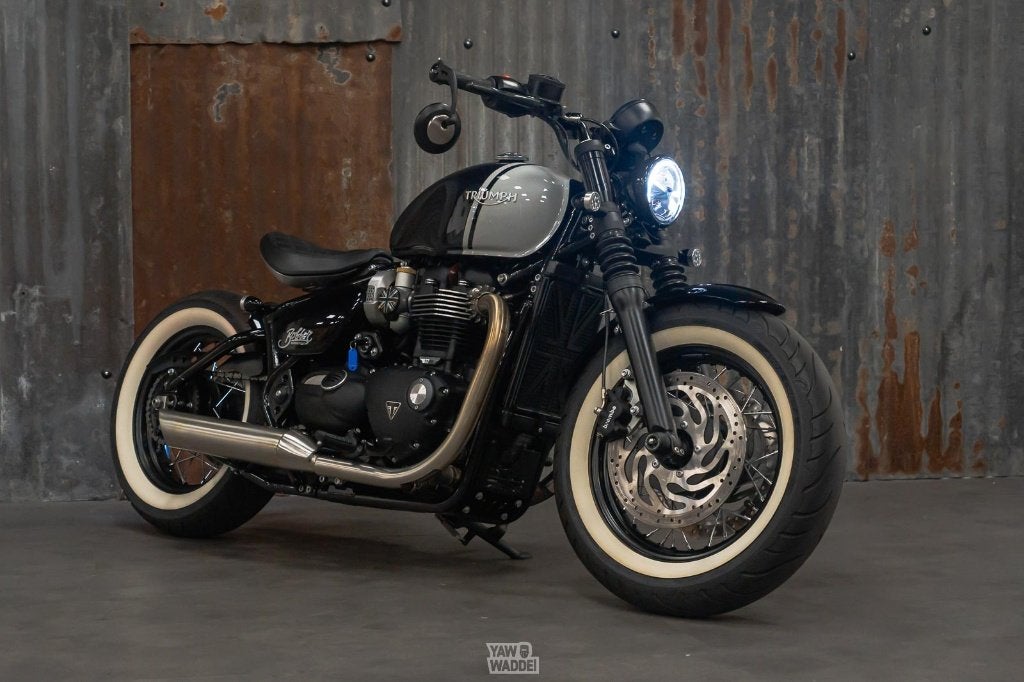 Triumph Bonneville Bobber Custom 2-tone, Motoren, 2 cilinders, Meer dan 35 kW, 1200 cc, ABS