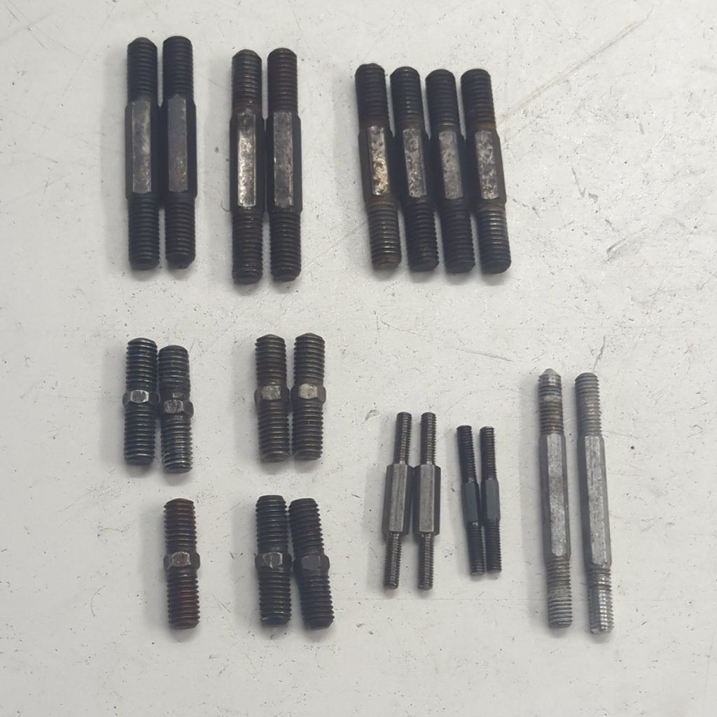 Lot FG stelschroeven / instelstangen 21x (Marder Baja Onroad, Enlèvement ou Envoi, Utilisé, Autres échelles, Pièce