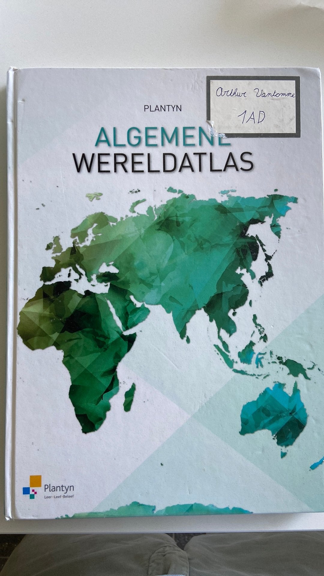 Algemene wereld atlas plantyn, Boeken, Atlassen en Landkaarten, Ophalen, Zo goed als nieuw, Wereld