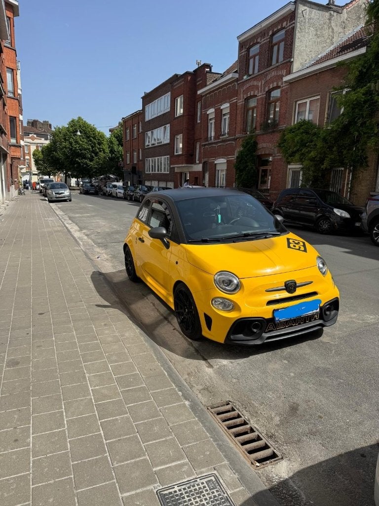 Abarth 595 1.4 Turbo 145 ch Automatique 2018, Autos, Achat, Euro 6, Entreprise, Jaune