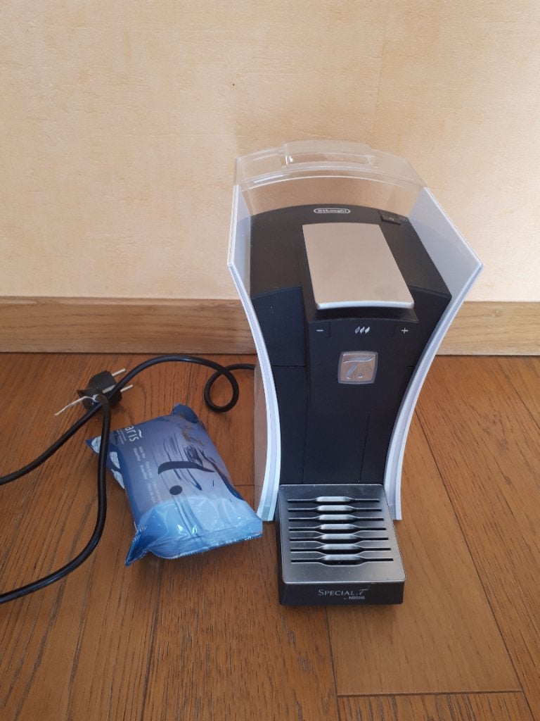 Machine à thé DeLonghi, Electroménager, Autres modèles, Réservoir d'eau amovible, Enlèvement ou Envoi, 4 à 10 tasses