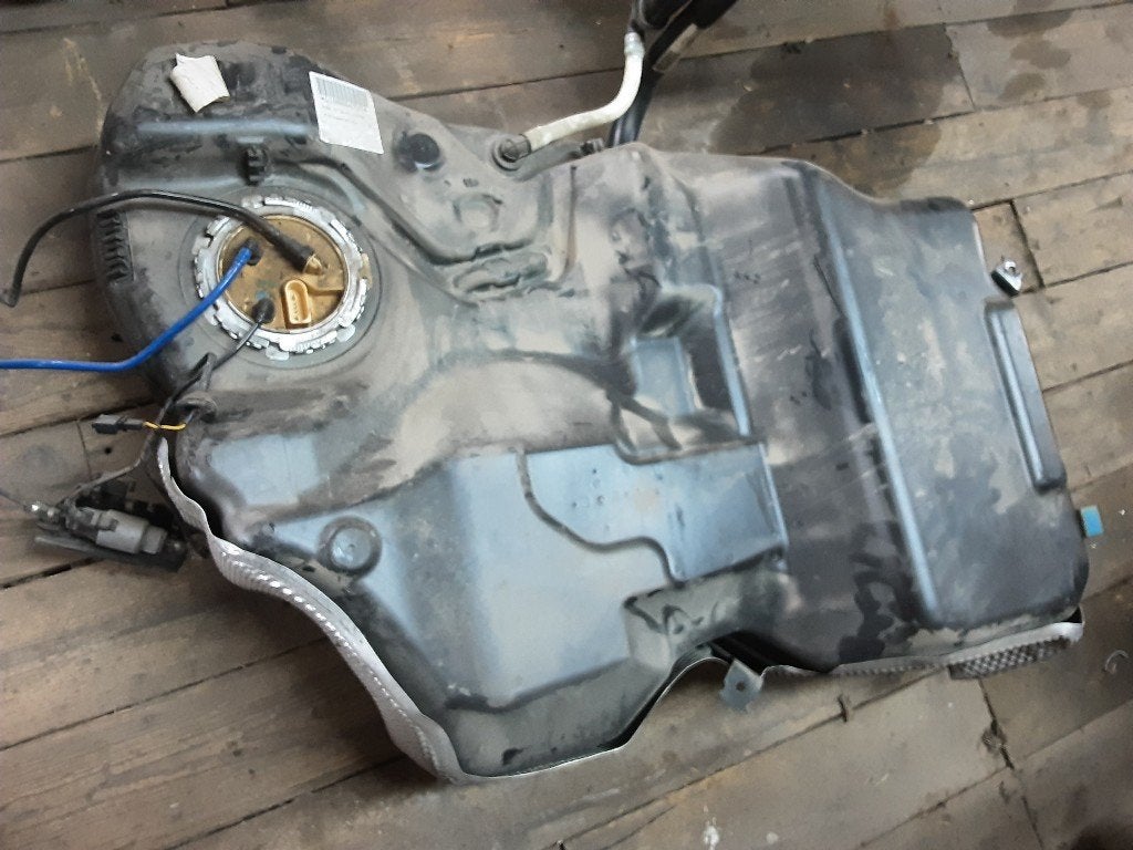 RESERVOIR CARBURANT Volkswagen Passat (3B3), Autos : Pièces & Accessoires, Volkswagen, Volkswagen AG, Utilisé, Kundenbetreuung@volkswagen.de