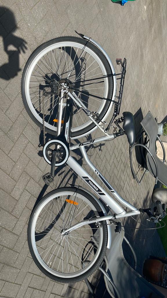 Meisjes fiets 28 inch, Ophalen, Zo goed als nieuw, Velgrem
