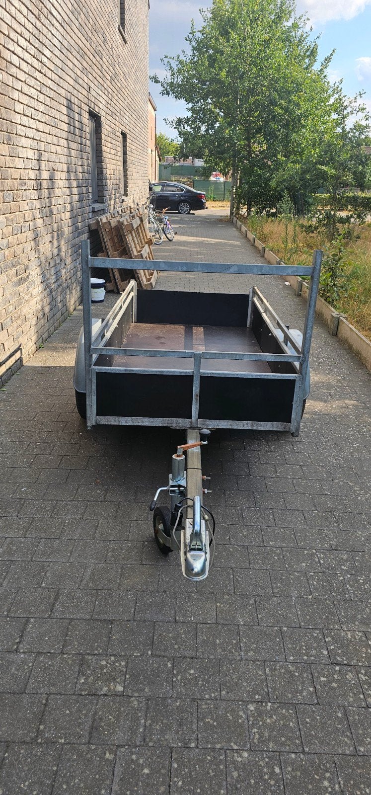 aanhangwagen, Ophalen, Zo goed als nieuw