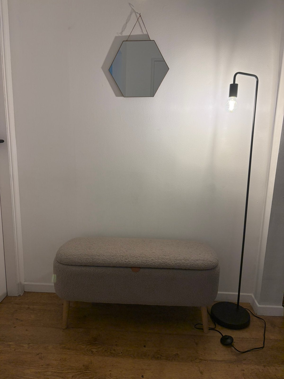 Zwarte vloerlamp, Huis en Inrichting, Ophalen, Zo goed als nieuw, Metaal, 100 tot 150 cm