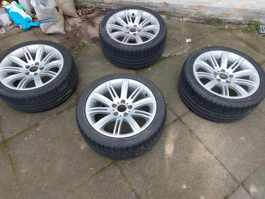 Breedset bmw e63 6 serie, Auto-onderdelen, Ophalen, Band(en)