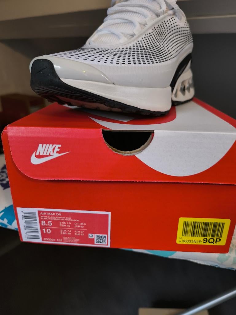 Nike air Max dn taille 42 neuf authentique, Vêtements | Hommes, Chaussures, Enlèvement, Neuf, Nike, Baskets