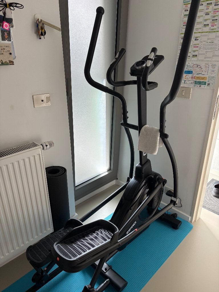 crosstrainer zipro, Sport en Fitness, Fitnessapparatuur, Ophalen, Overige materialen, Benen, Zo goed als nieuw