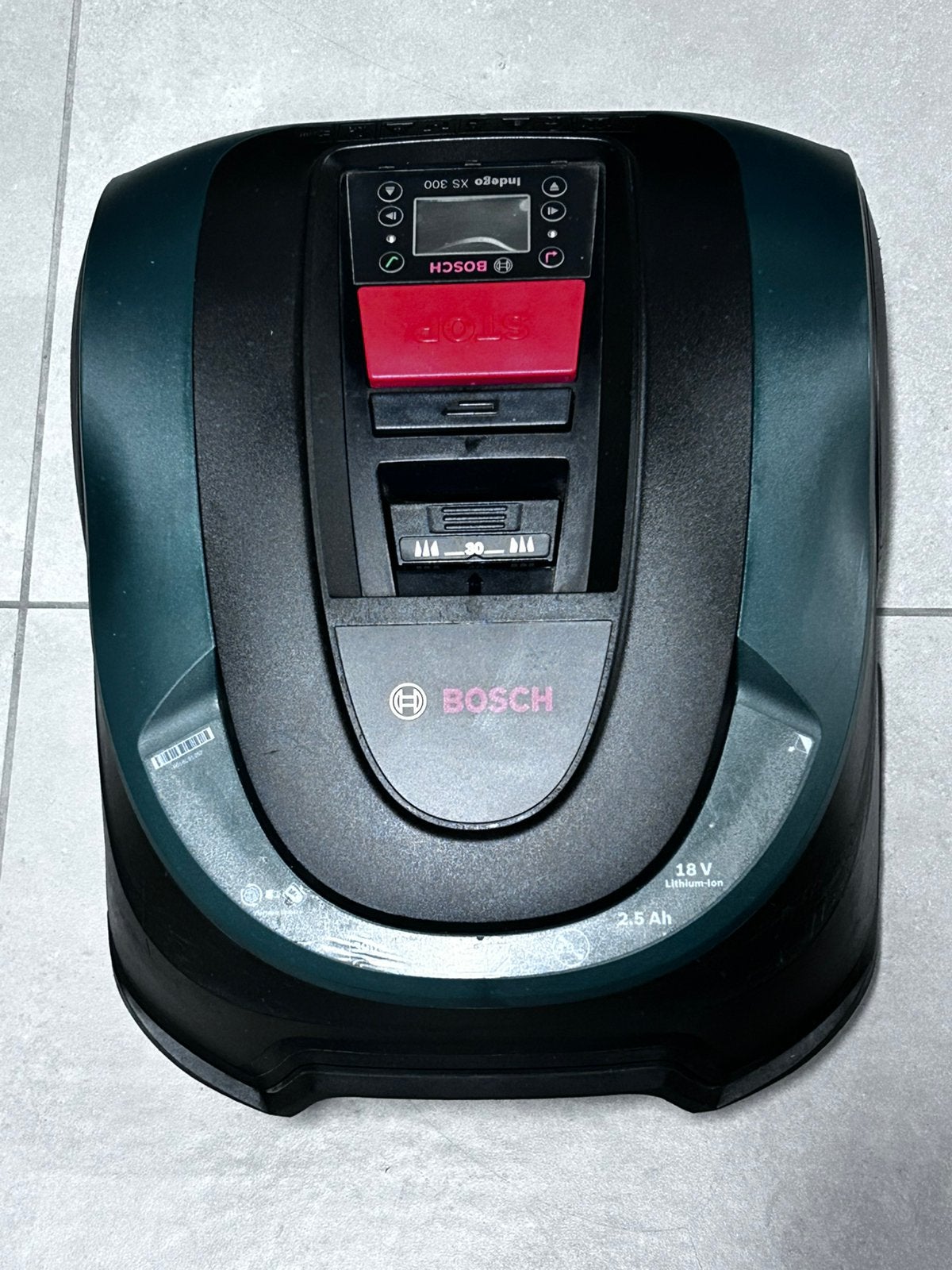 Bosch Indego XS300 met garage, Ophalen, Zo goed als nieuw