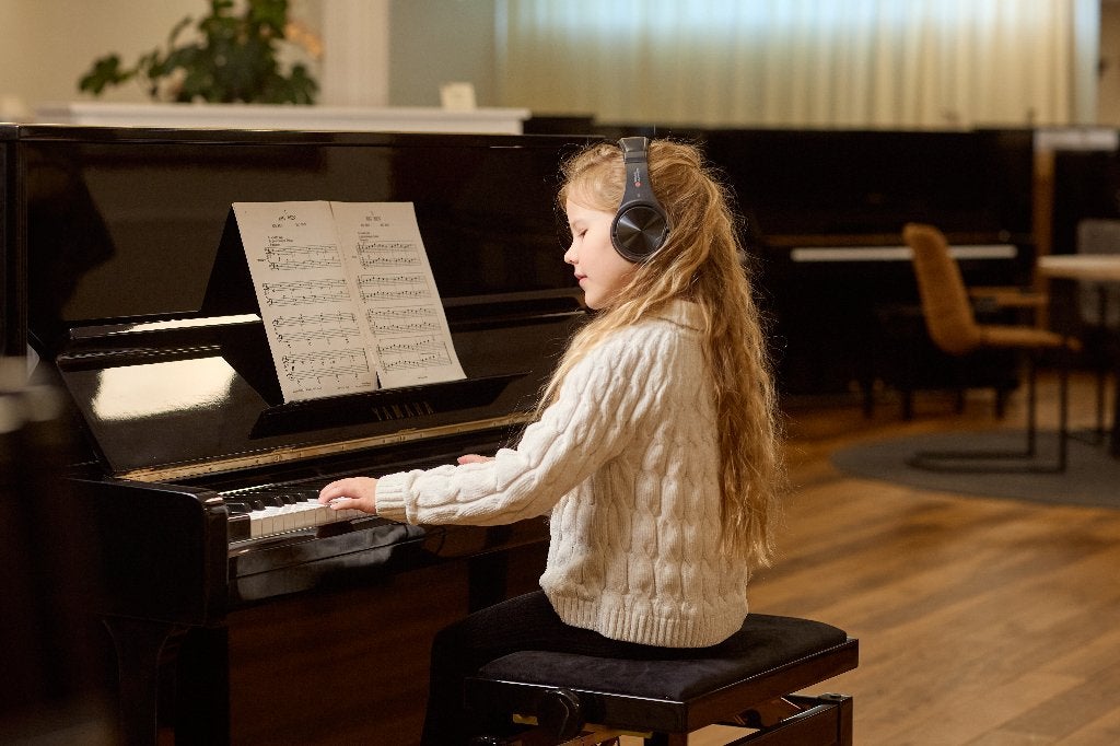 Voordelige Yamaha U1-U3 Silent piano's geimporteerd Japan, Muziek en Instrumenten, Verzenden, Wit, Piano, Digitaal