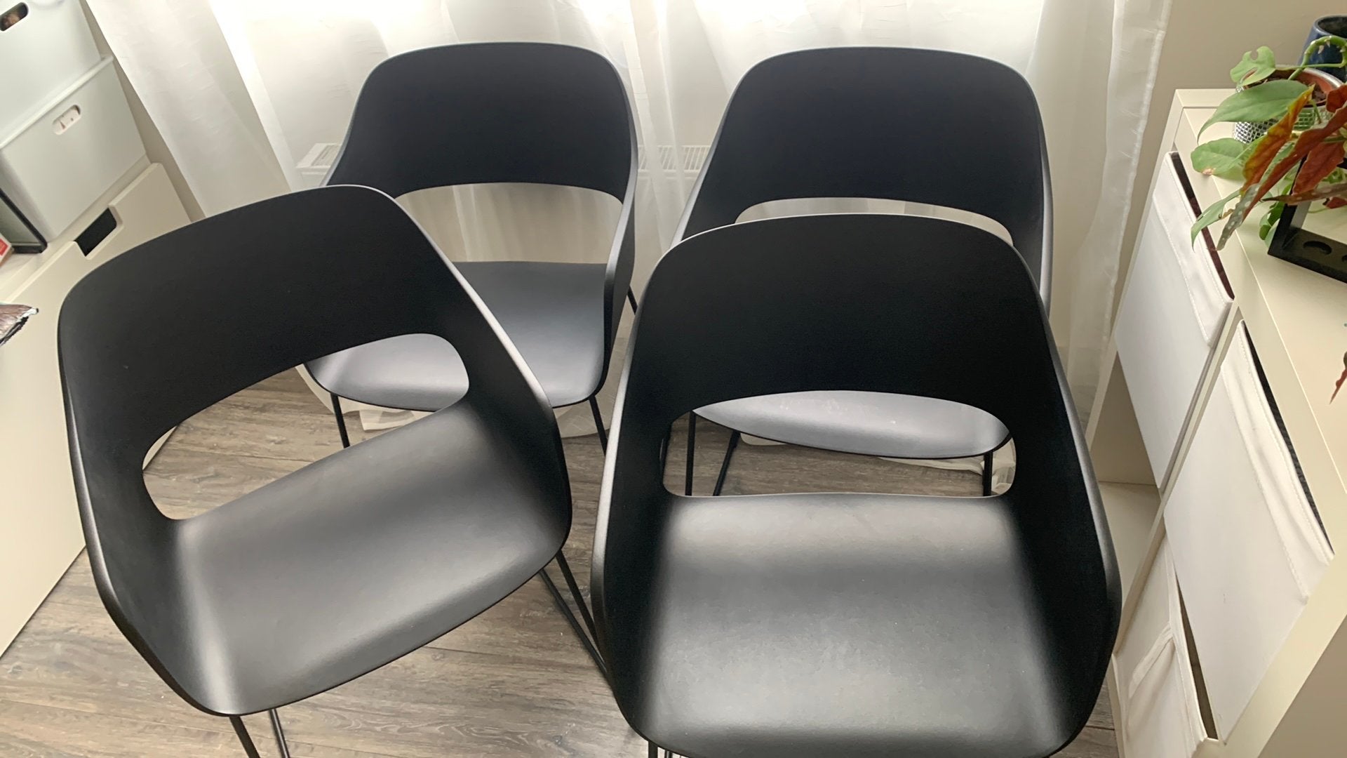 Set van 4 eetstoelen, Huis en Inrichting, Stoelen, Ophalen, Zo goed als nieuw