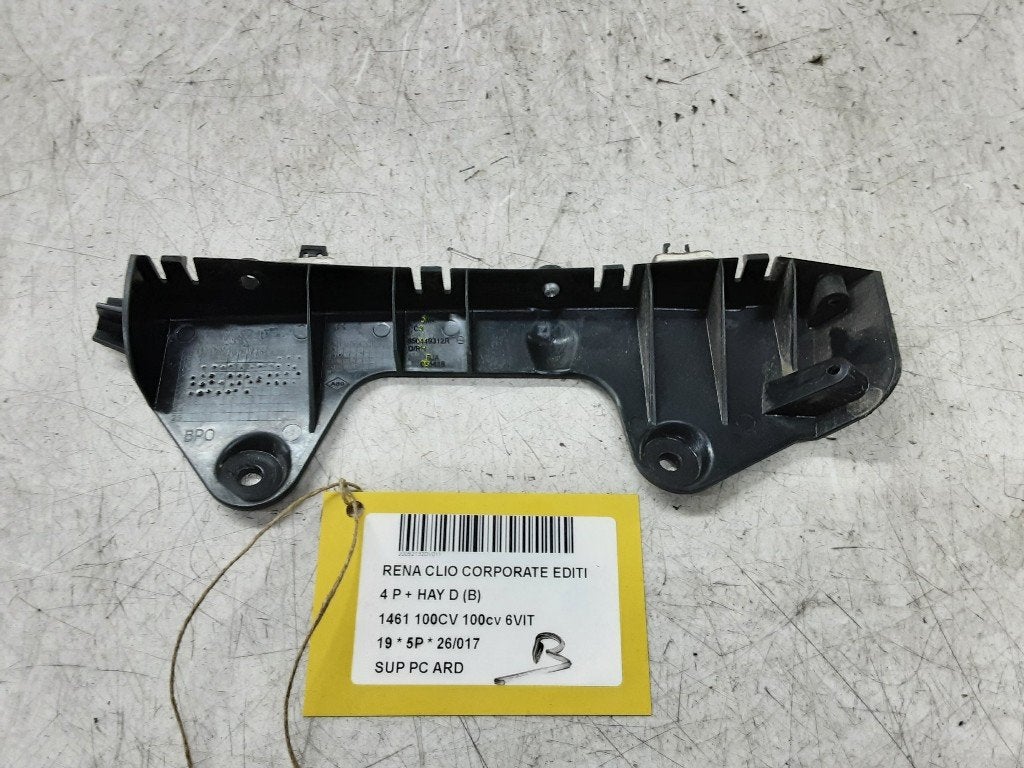 SUPPORT PARE-CHOCS ARRIÈRE DROIT Renault Clio V (RJAB), Autos : Pièces & Accessoires, Renault, Mevr. I. Hauben, Utilisé, Rue de l'Espoir 34 34
4030  GRIVEGNÉE, BE