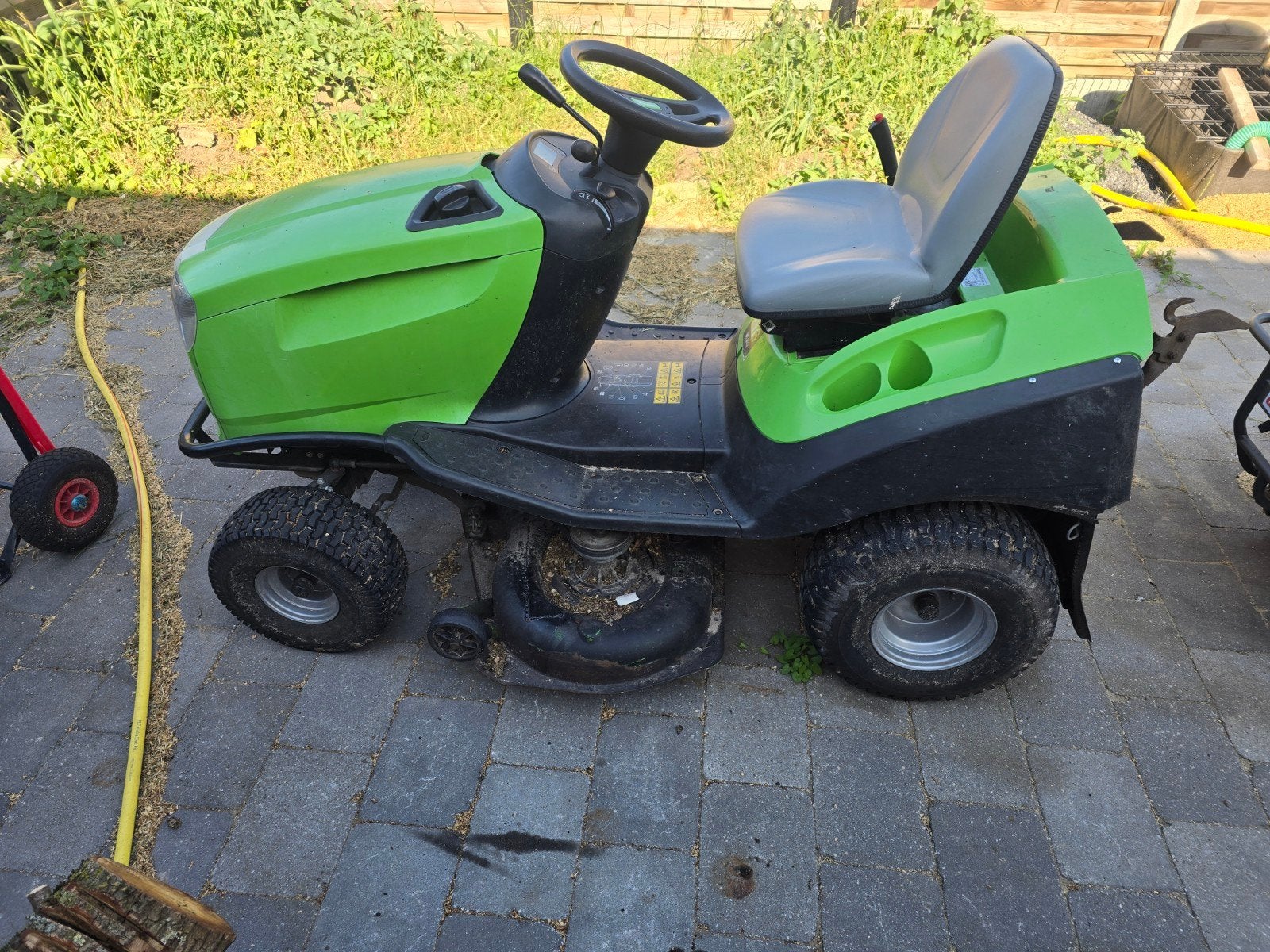 Viking / stihl zitmaaier, Tuin en Terras, Zitmaaiers, Ophalen
