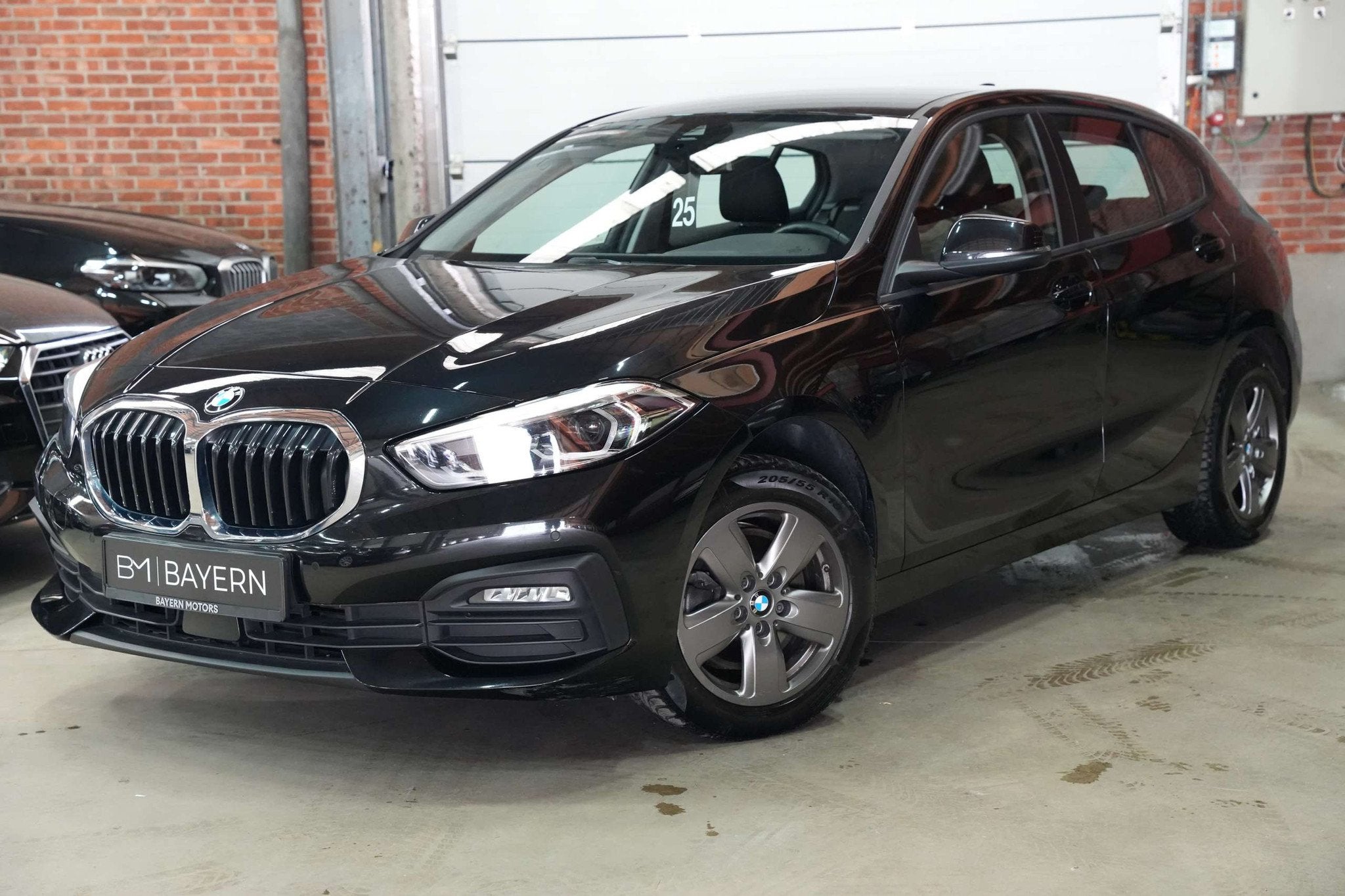 BMW 116 dA Automaat Garantie EURO 6d LED Navi Carplay Crui, Automaat, 1940 kg, Gebruikt, Zwart