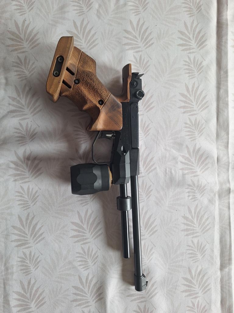 Pistolet a plombs 4,5 a bombonnes rechargeable, Enlèvement