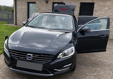 Volvo V60 D6 AWD plug-in hybrid, Auto's, Automaat, Achterwielaandrijving, Zwart, Leder