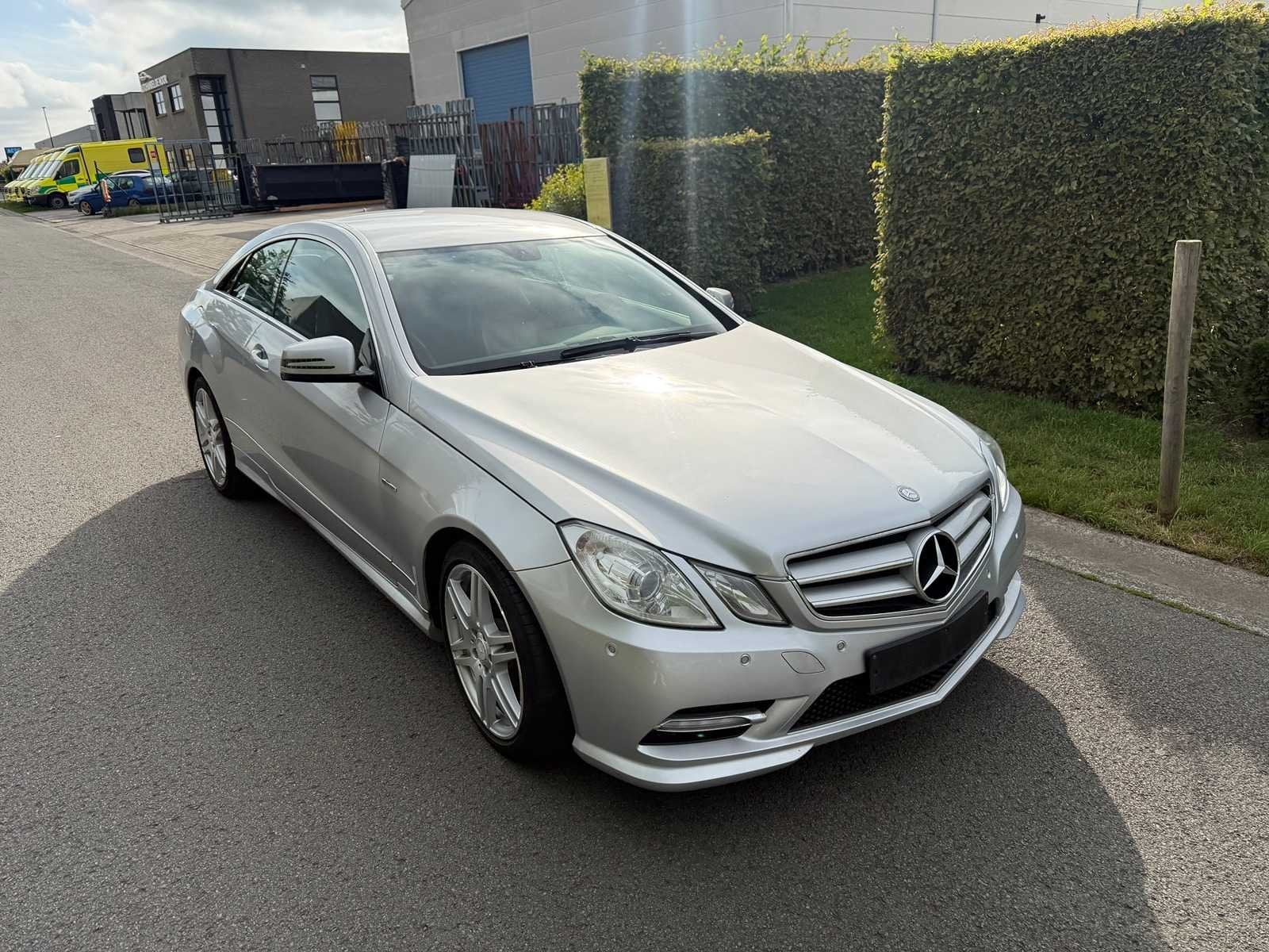 MERCEDES - 2012 - E220 CDI - COUPÉ - Voiture, Autos, Euro 5, Achat, Entreprise, Autre carrosserie