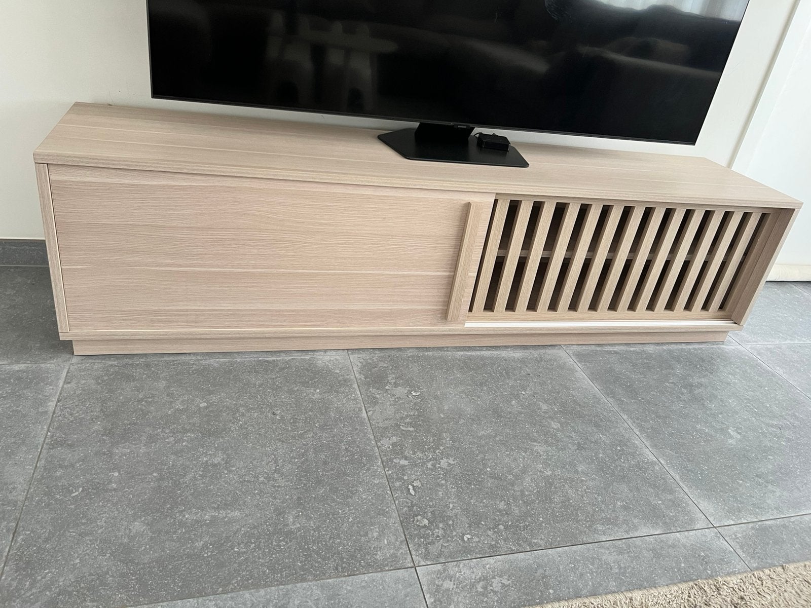 TV-meubel Anas MDF, 180cm, Ophalen, Zo goed als nieuw