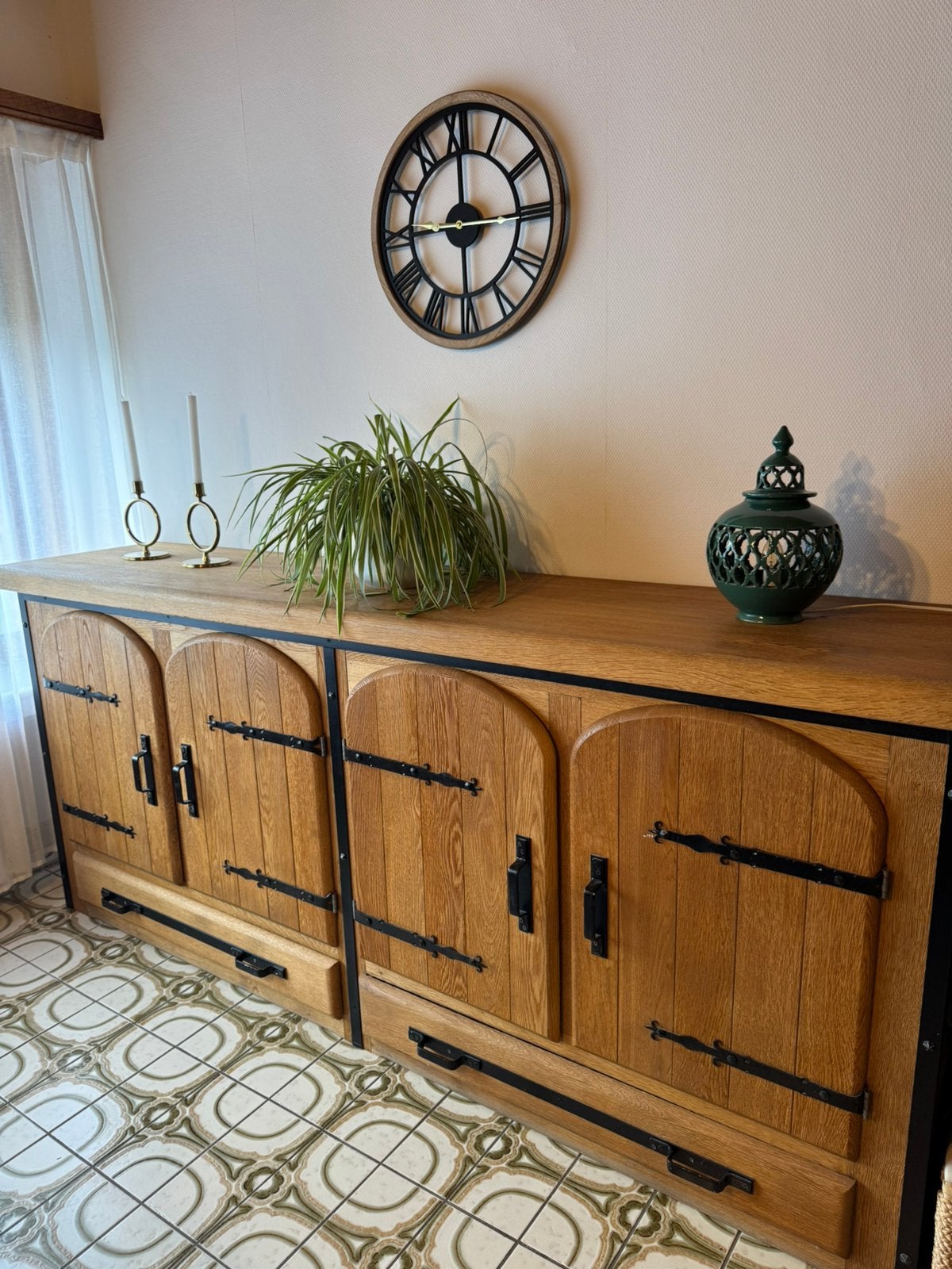 Buffet rural en chêne, Maison & Meubles, Enlèvement, Comme neuf