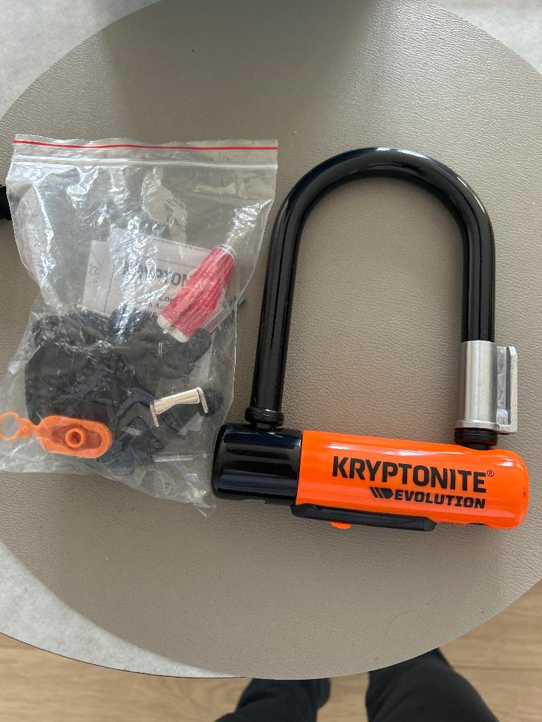 Fietsslot Kryptonite New-U - Evolution, Fietsen en Brommers, Ophalen, Nieuw