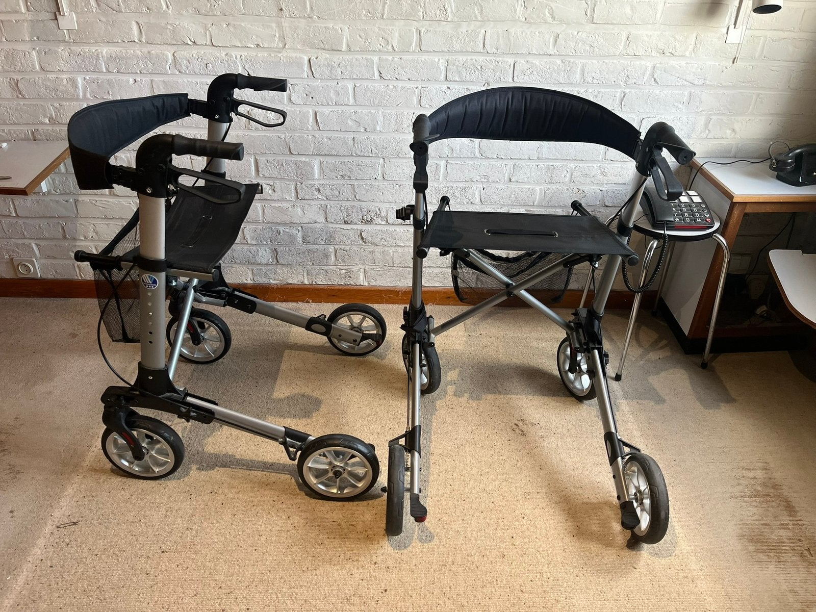 Rollators lichtgewicht opplooibaar (2x), Diversen, Ophalen, Lichtgewicht, Zo goed als nieuw