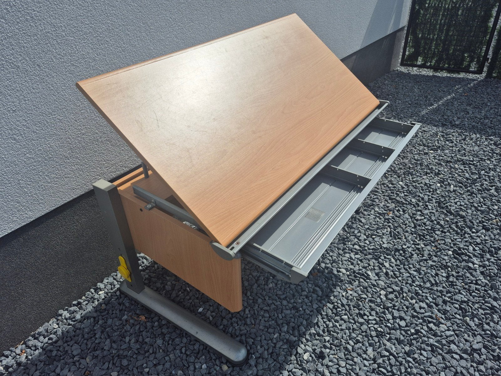 ergonomisch kinderbureau, Ophalen of Verzenden, In hoogte verstelbaar