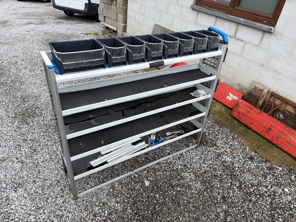 Aménagement utilitaire complet avec bacs et étagères, Enlèvement, Comme neuf