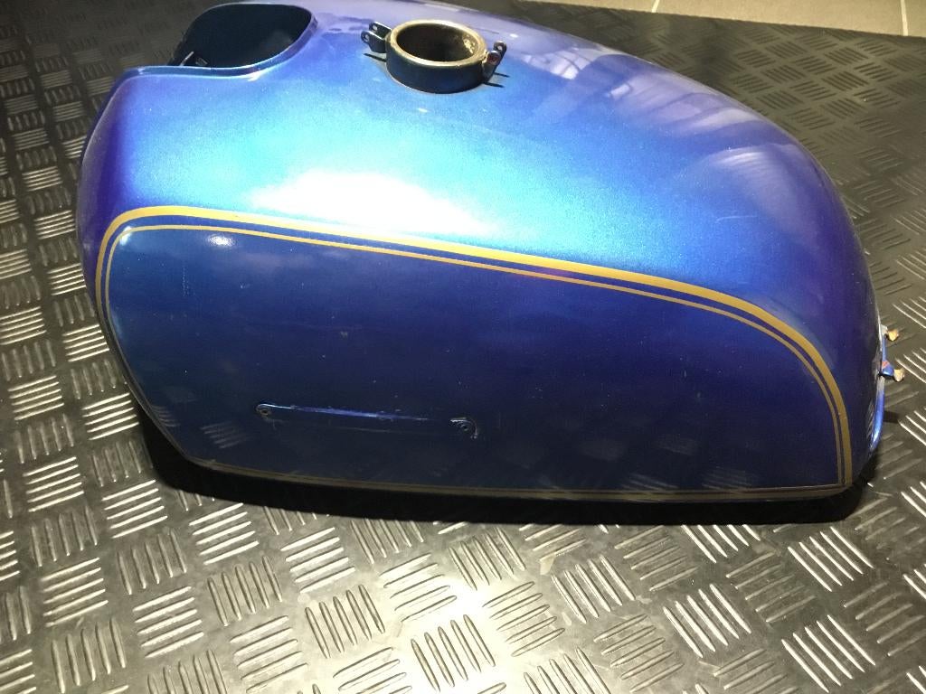 Suzuki GT benzinetank, Motoren, Ophalen of Verzenden, Gebruikt