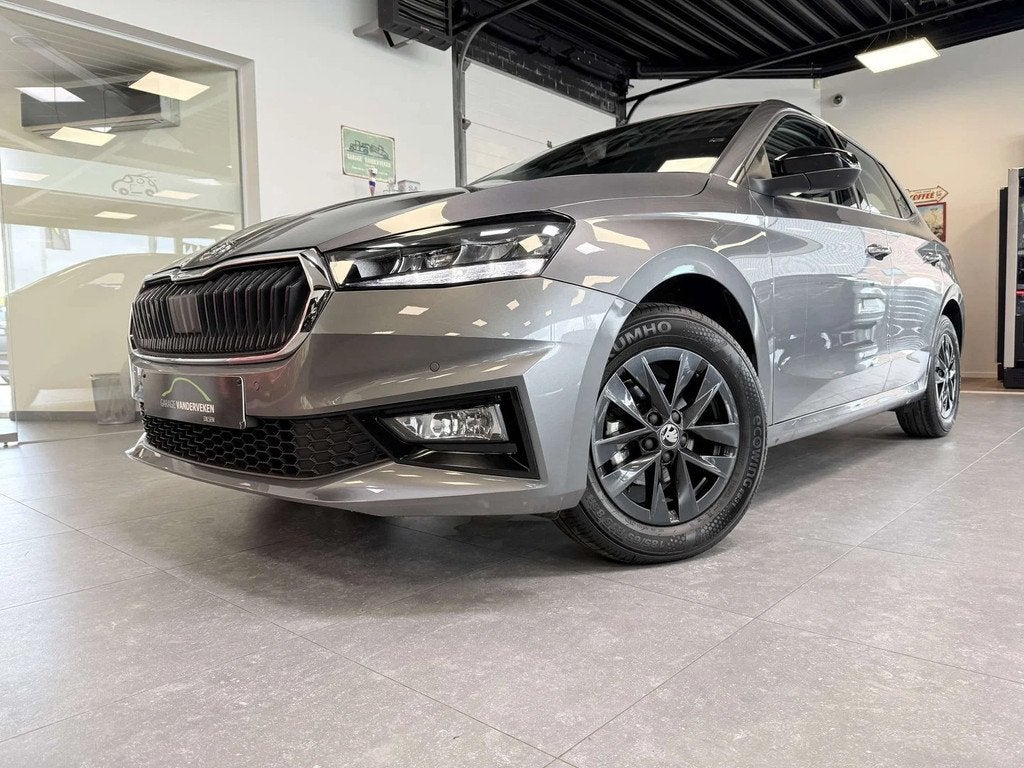 Skoda Fabia Fabia 1.0i Selection (bj 2025), Auto's, Skoda, Te koop, Fabia, ABS, Airbags, Airconditioning, Android Auto, Apple Carplay