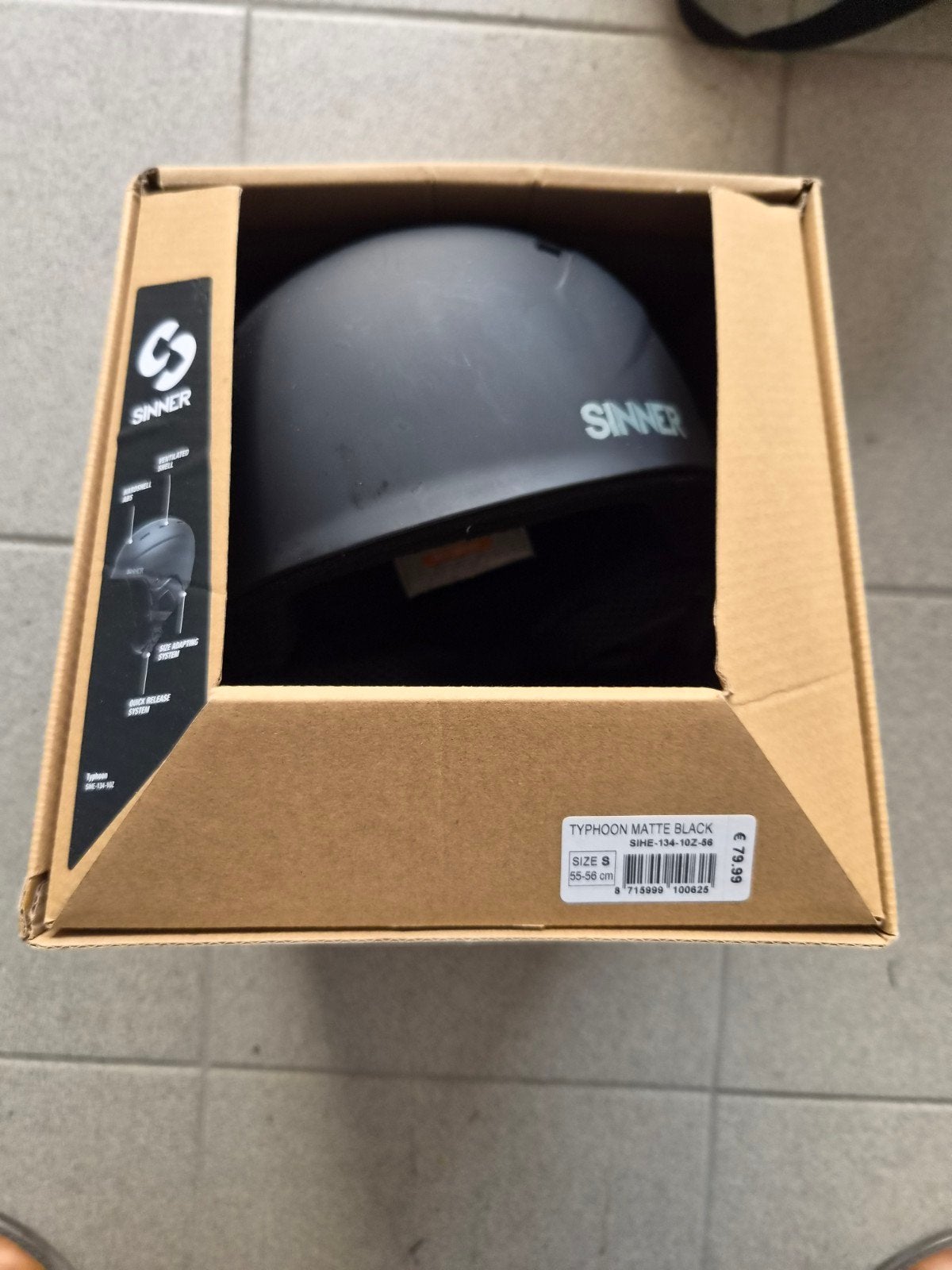 skihelm, Ophalen, Zo goed als nieuw