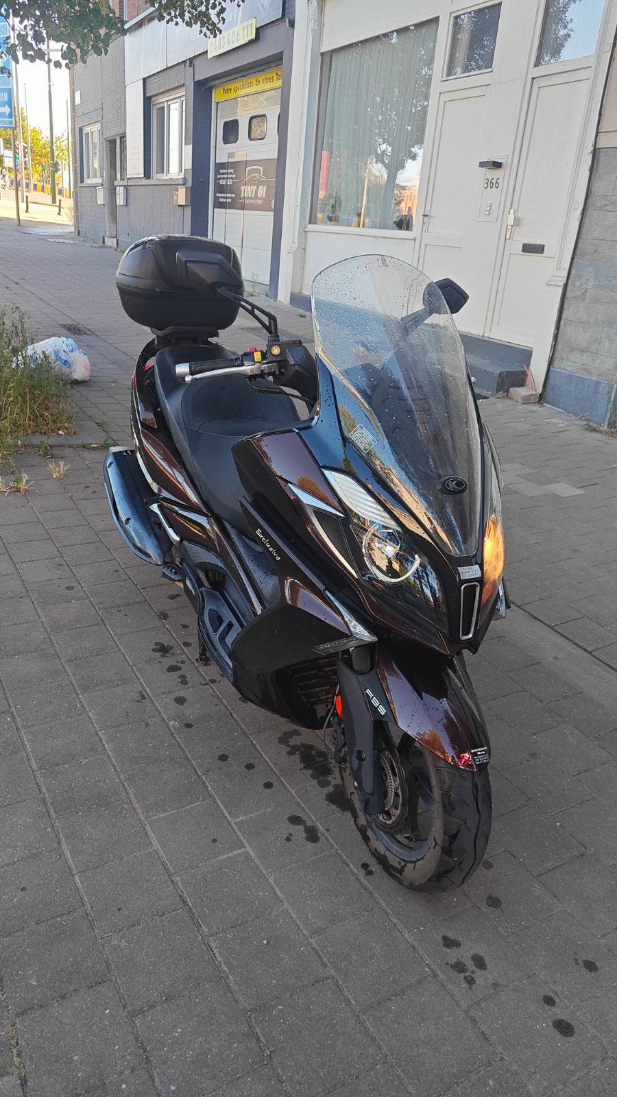 Kymco Downtown 350