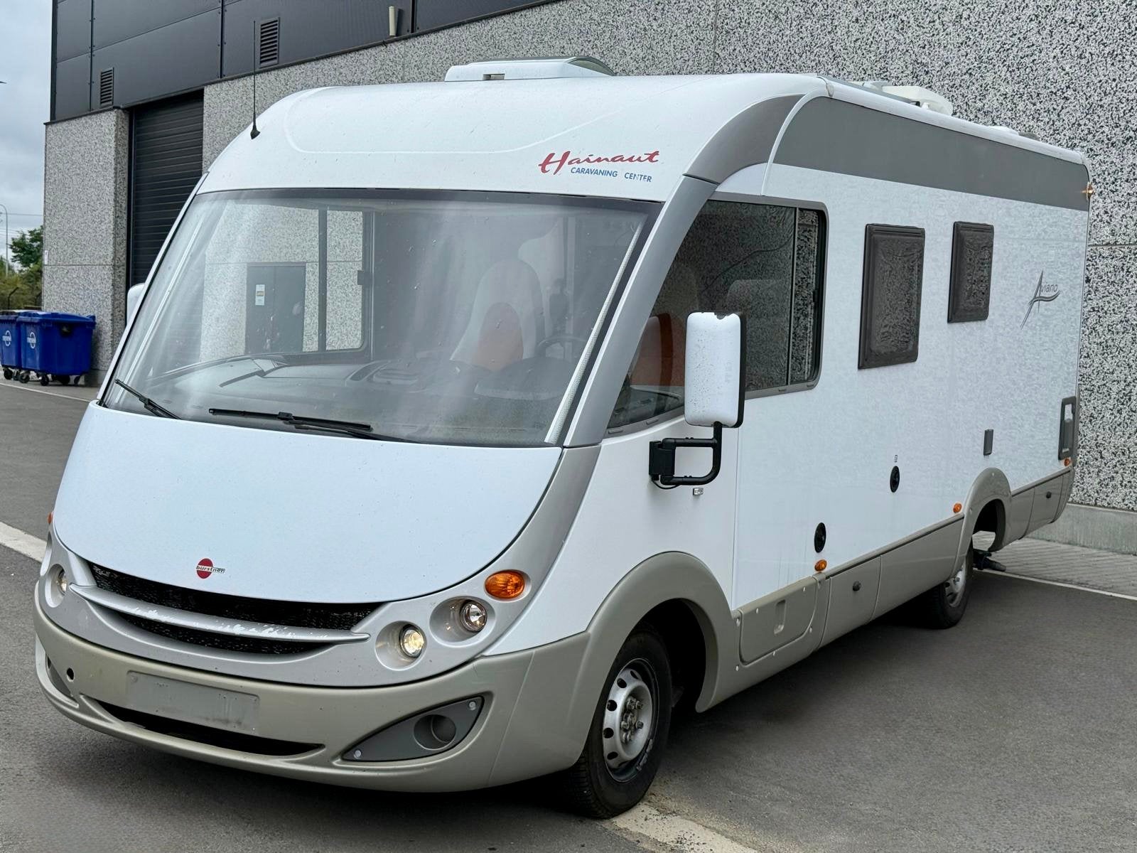 CAMPING-CAR INTEGRAL BURSTNER AVIANO I684, Jusqu'à 4, 6 à 7 mètres, Fiat, Boîte manuelle