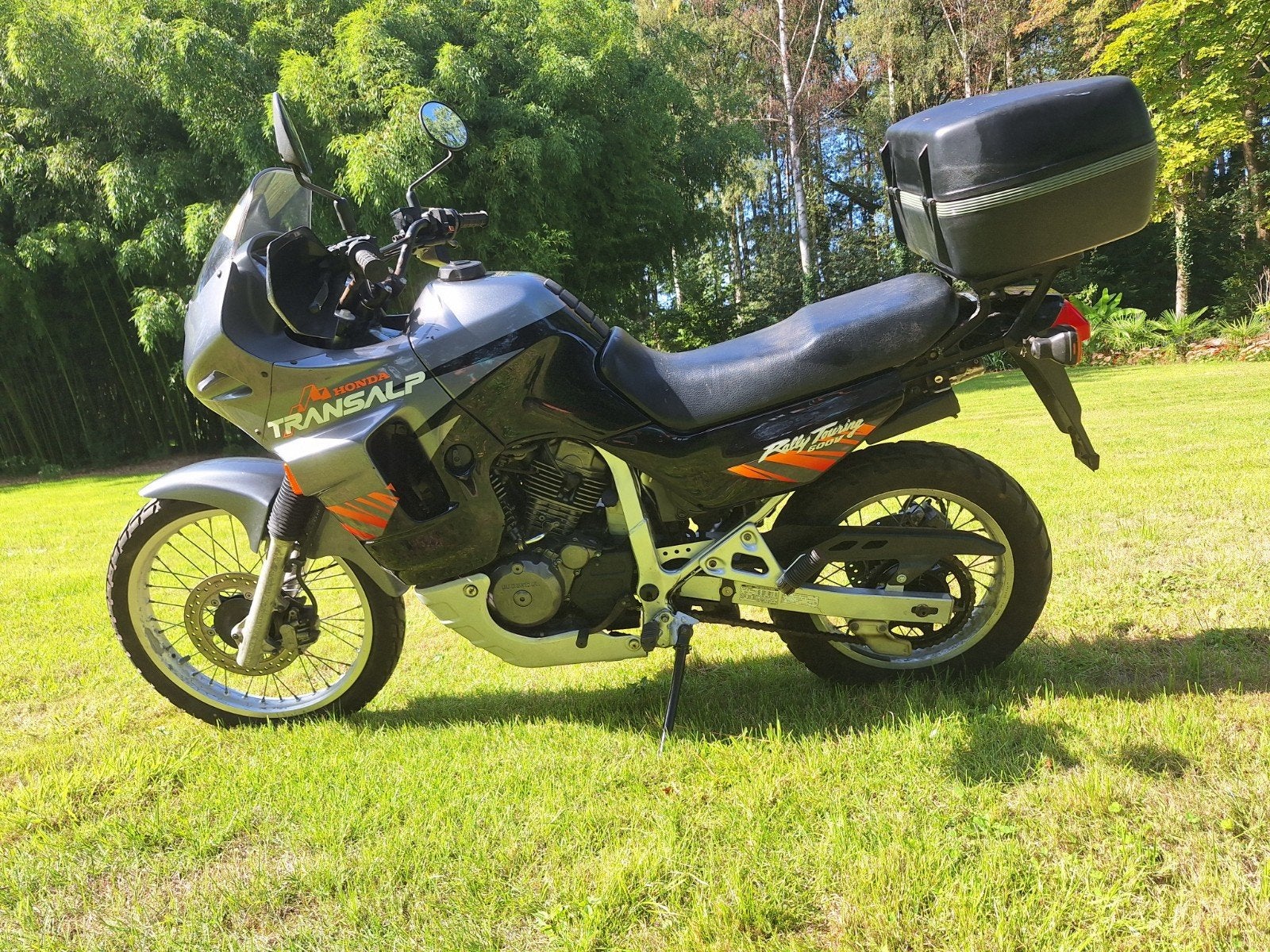 Honda Transalp 600, Particulier