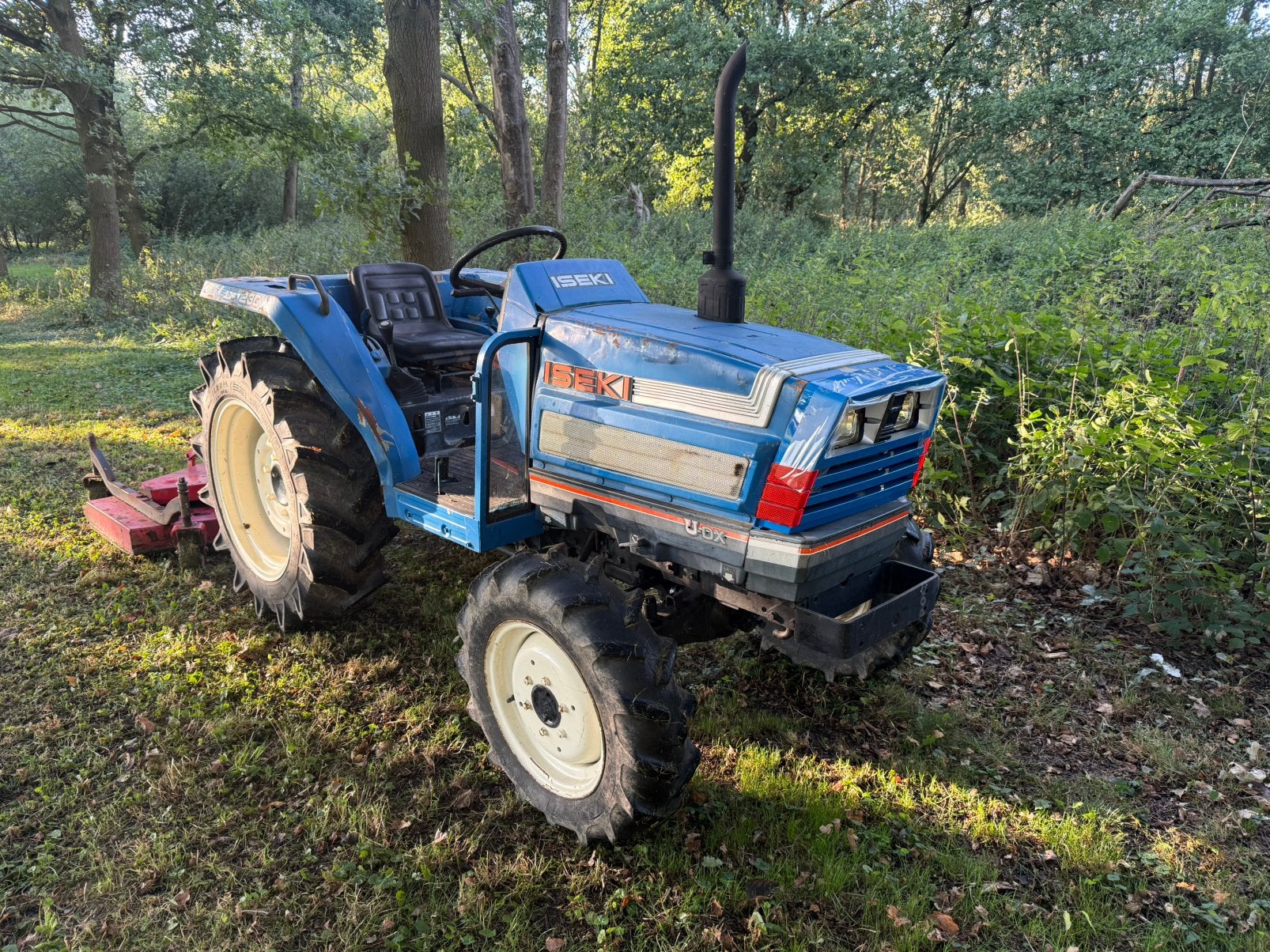 Iseki Landleader 230 4WD met maaier – tractor - minitractor, Tuin en Terras, Ophalen, Gebruikt, Versnellingen, 120 cm of meer