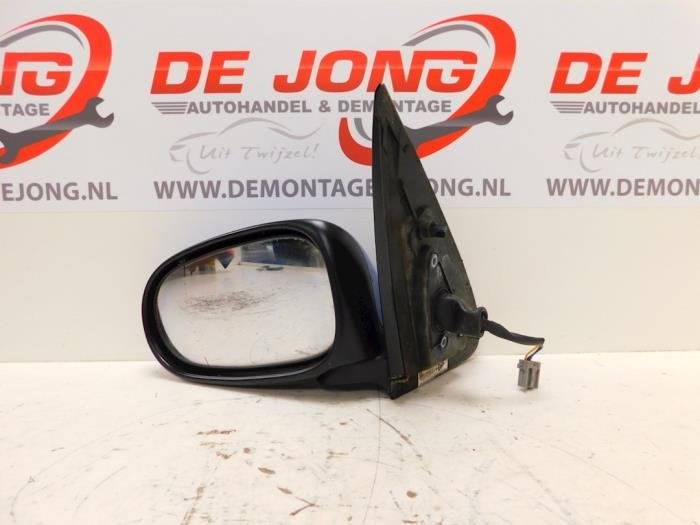 Buitenspiegel links van een Nissan Almera, Auto-onderdelen, Spiegels, Gebruikt, -, -, Ophalen of Verzenden
