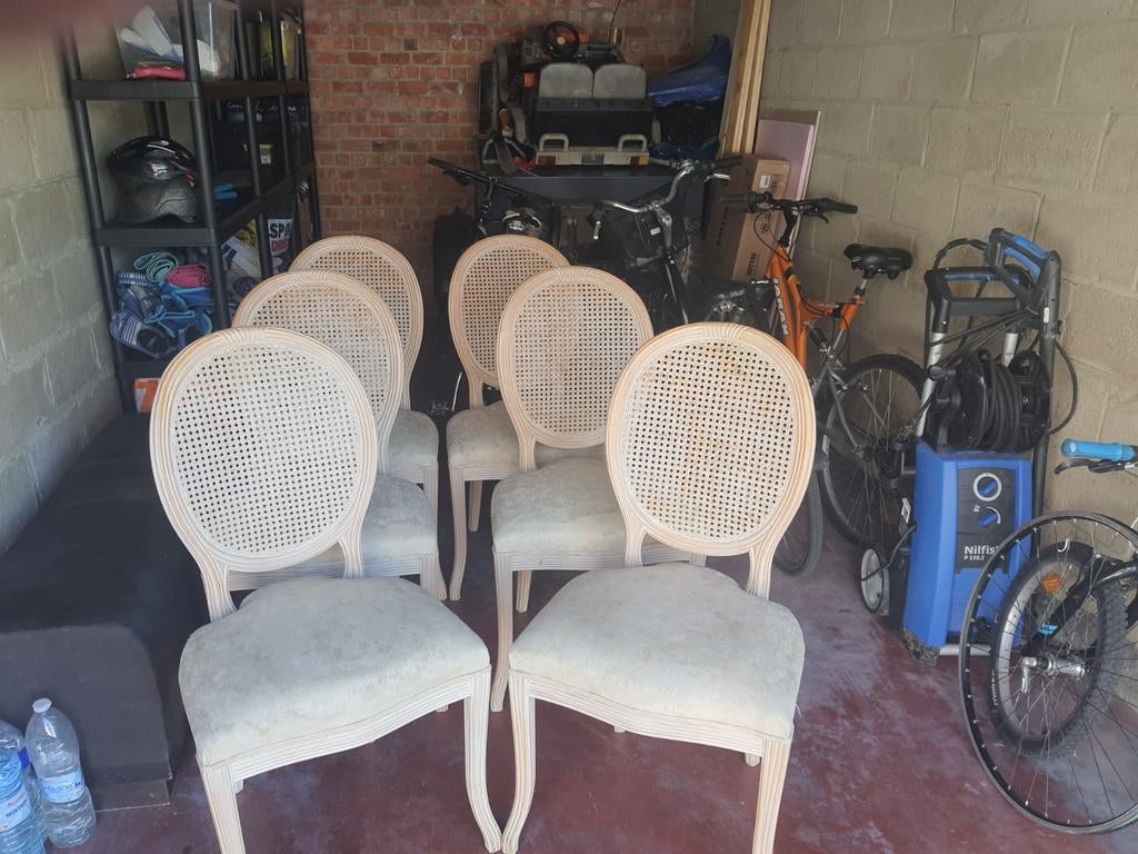 Chaise pour salle à manger