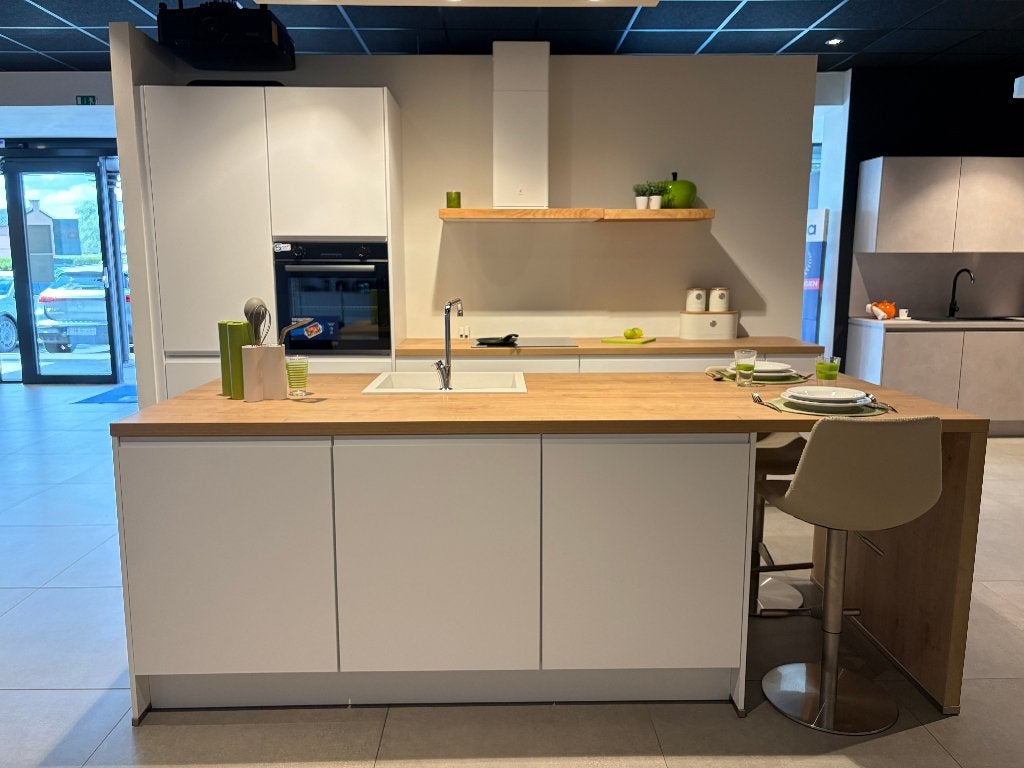 Showroomkeuken MODENA, Maison & Meubles, Enlèvement