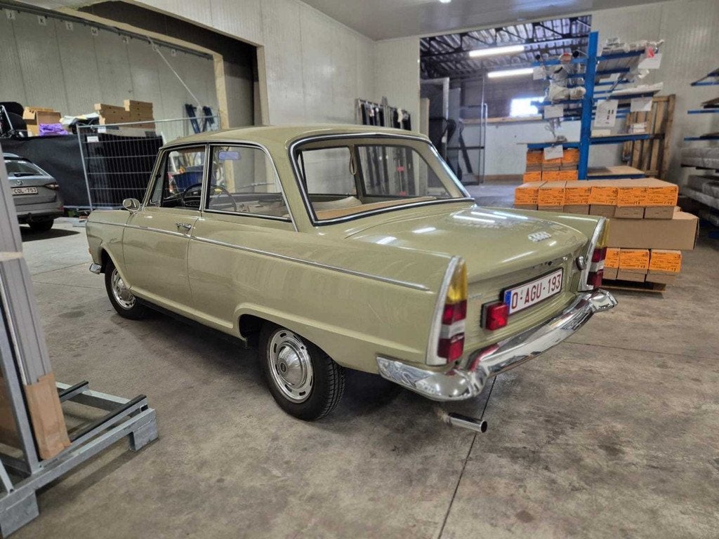 Voiture classique, Autos, Oldtimers & Ancêtres, Autres marques, Achat, Entreprise, Autre carrosserie