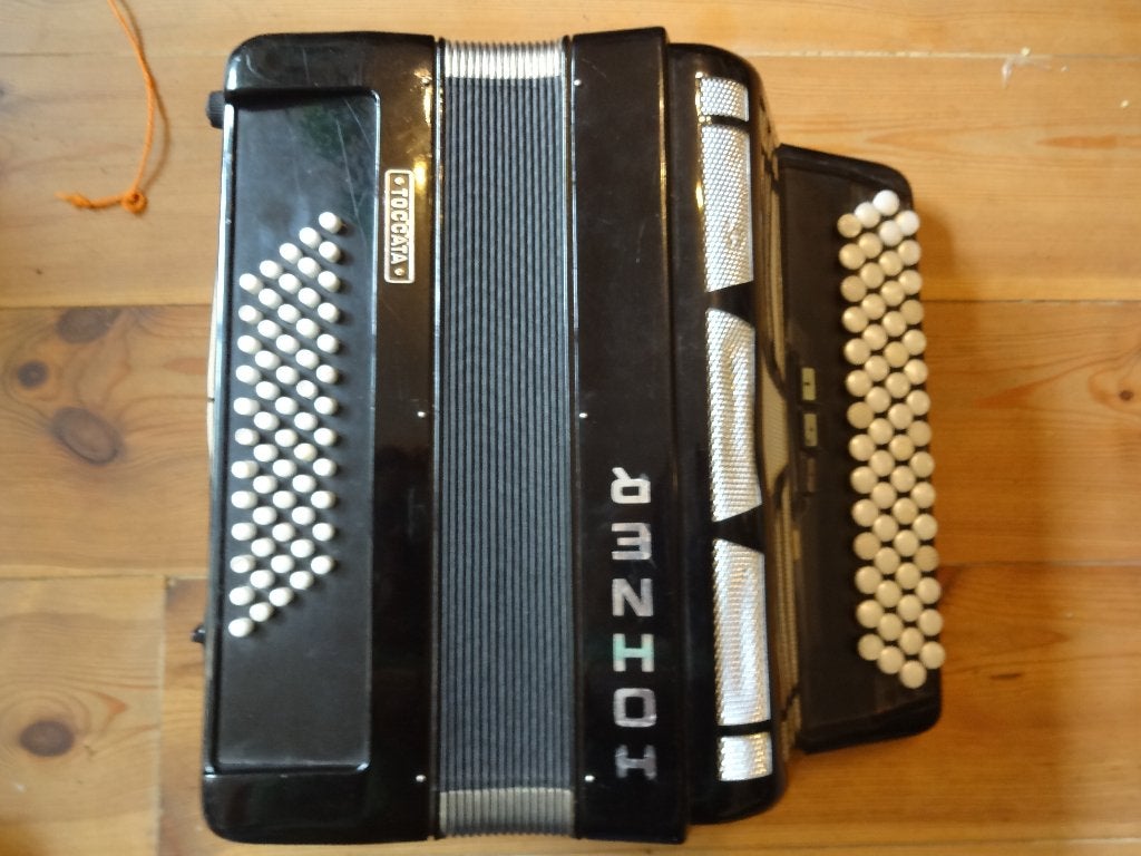 accordéon chromatique Toccata- Honner basses convertibles, Musique & Instruments, Enlèvement, Utilisé, Hohner