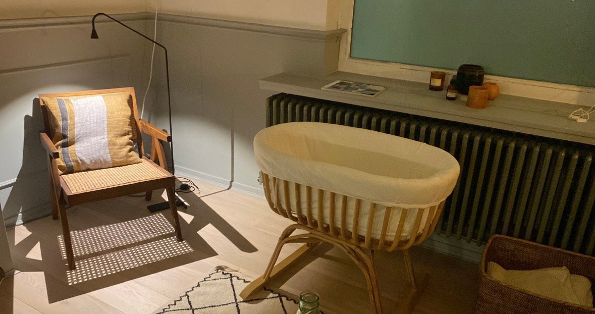 Rotan wieg childhome met bekleding, Kinderen en Baby's, Babywiegjes en Ledikanten, Ophalen, Zo goed als nieuw, Wieg