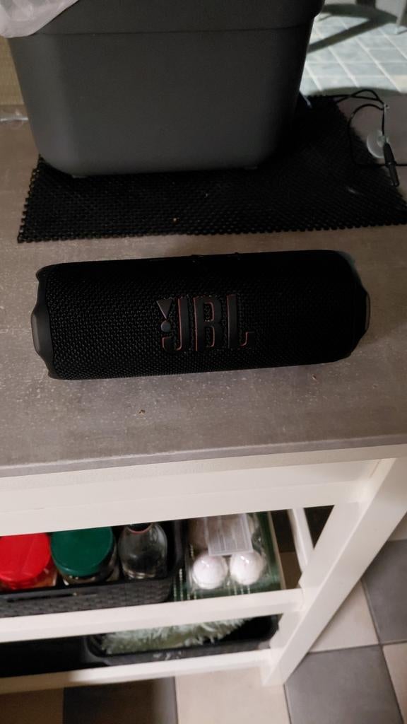 JBL flip 7, Enlèvement